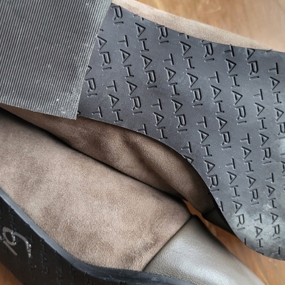 Tahari Lucy Cap Toe Suede Taupe Loafer - Picture 2 of 13